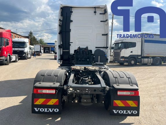 Седельный тягач VOLVO FH-TRUCK 4X2 (106454)