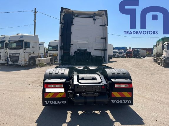 Седельный тягач VOLVO FH-TRUCK 4X2 (105359)