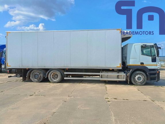 010. Грузовой рефрижератор IVECO AMT 573901(10619)