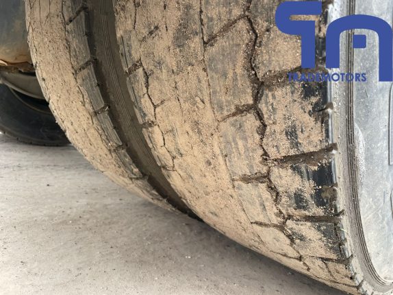 071.Седельный тягач MERCEDES-BENZ AXOR 1840 LS (10705)