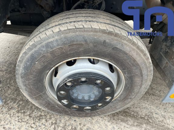 071.Седельный тягач MERCEDES-BENZ AXOR 1840 LS (10705)