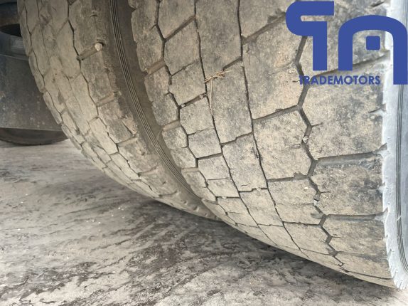 071.Седельный тягач MERCEDES-BENZ AXOR 1840 LS (10705)