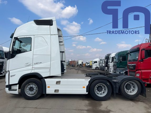 Седельный тягач VOLVO FH 6X2 (107456)