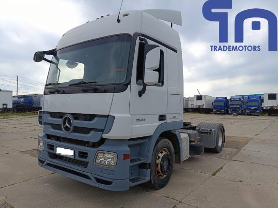 023. Седельный тягач MERCEDES-BENZ ACTROS 1844 LS (10271)