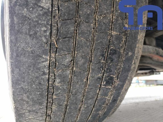 023. Седельный тягач MERCEDES-BENZ ACTROS 1844 LS (10271)