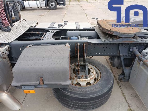 023. Седельный тягач MERCEDES-BENZ ACTROS 1844 LS (10271)