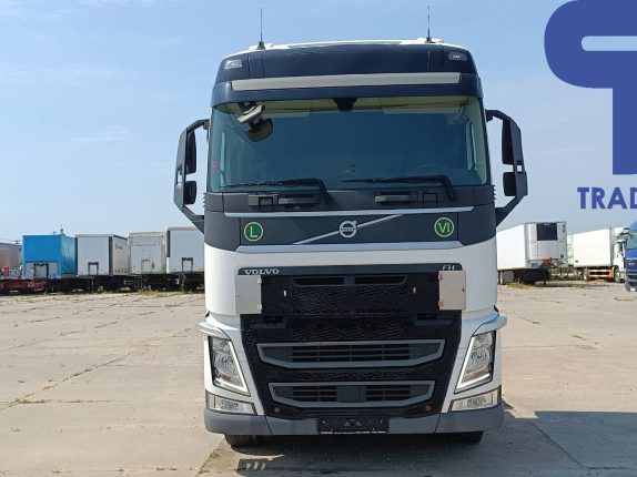 009.Седельный тягач VOLVO FH-TRUCK 4X2 (108952)