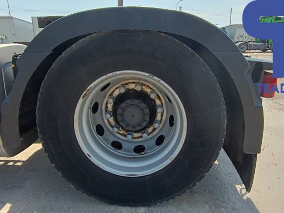 009.Седельный тягач VOLVO FH-TRUCK 4X2 (108952)