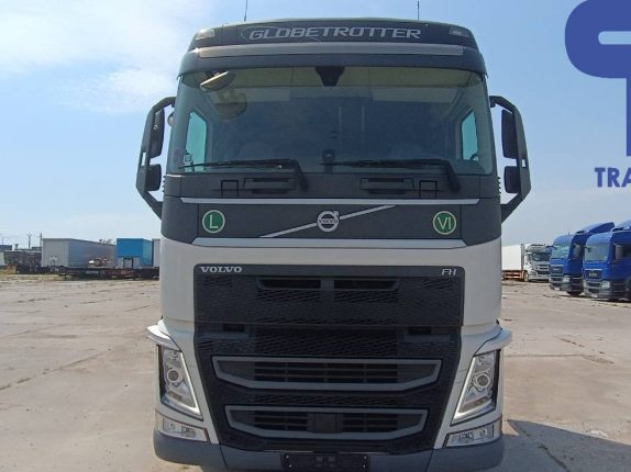 002. Седельный тягач VOLVO FH (103382)