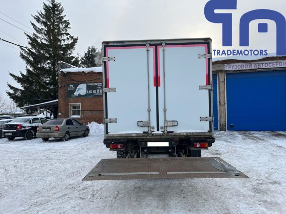 010.Грузовой рефрижератор IVECO AMT 473901(10839)