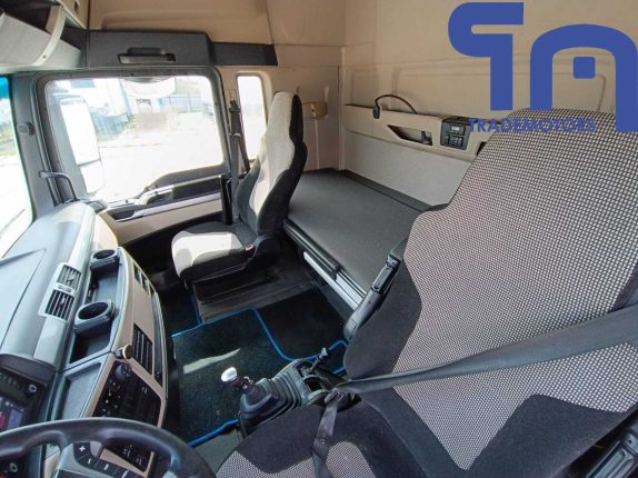 024. Седельный тягач MAN TGX 18.400 4X2 BLS (10601)