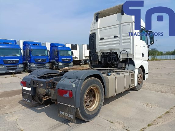 024. Седельный тягач MAN TGX 18.400 4X2 BLS (10601)
