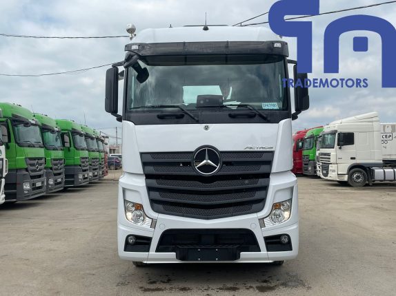 00. Седельный тягач MERCEDES-BENZ ACTROS 1848 (105833)