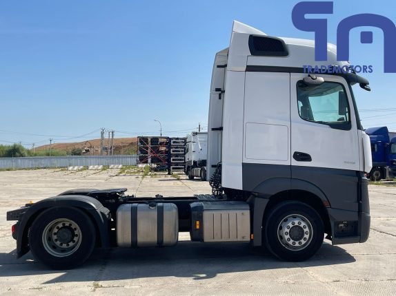 Седельный тягач MERCEDES-BENZ ACTROS 1845 (109620)