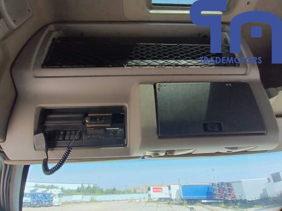 073.Седельный тягач RENAULT PREMIUM 380.19T (10178)