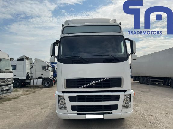 090.Седельный тягач VOLVO FH-TRUCK 4X2 (10525)