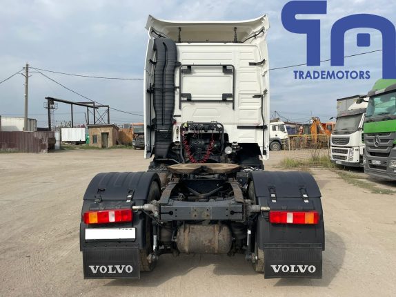 090.Седельный тягач VOLVO FH-TRUCK 4X2 (10525)