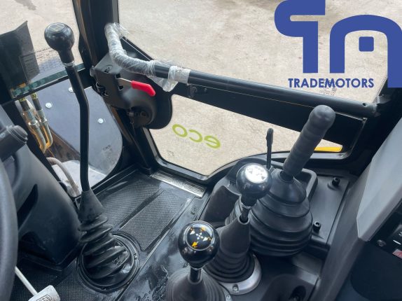001.Экскаватор-погрузчик JCB 3DX SUPER (105501)