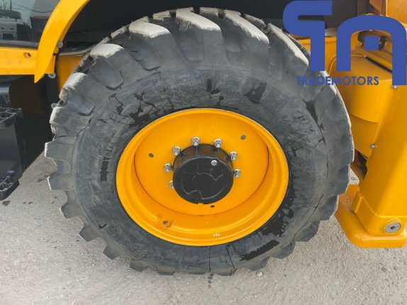 001.Экскаватор-погрузчик JCB 3DX SUPER (102513)