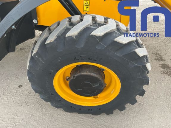 001.Экскаватор-погрузчик JCB 3DX SUPER (105355)