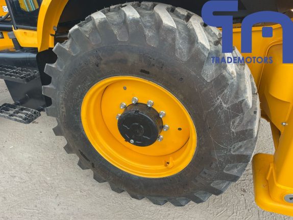 001.Экскаватор-погрузчик JCB 3DX SUPER (105355)