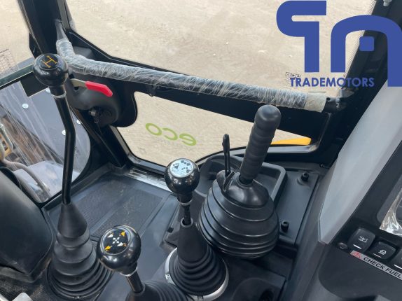 001.Экскаватор-погрузчик JCB 3DX SUPER (105355)