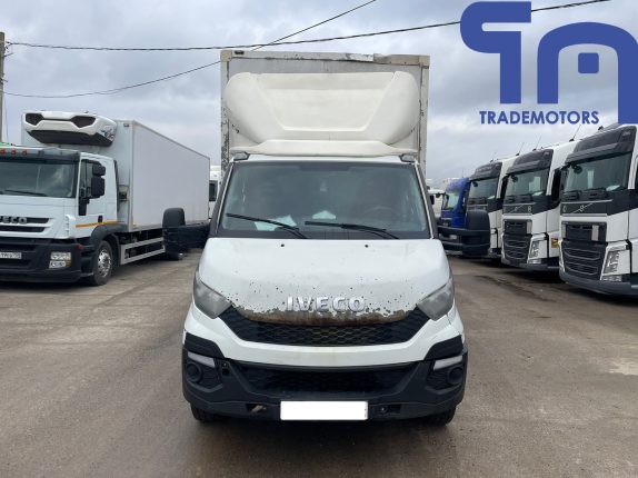 005.Грузовой фургон IVECO DAILY(10673)