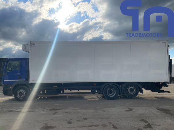 004.Автомобиль-рефрижератор MAN TGM 26.290 6X2-4 BL (10028)