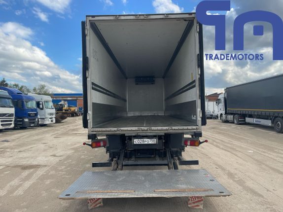 004.Автомобиль-рефрижератор MAN TGM 26.290 6X2-4 BL (10028)