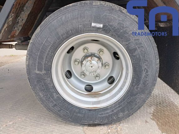 001.Автомобиль-рефрижератор ISUZU ELF (103527)