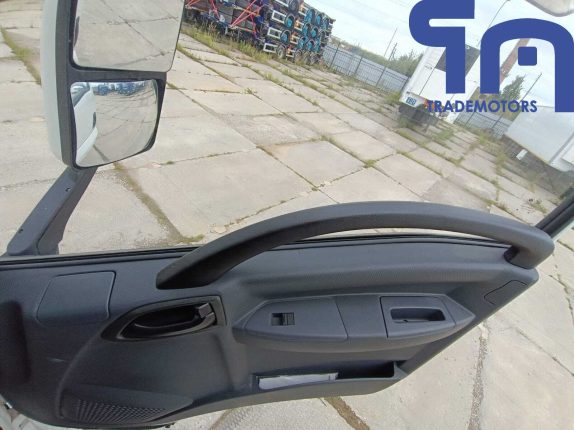 001.Автомобиль-рефрижератор ISUZU GIGA (103752)