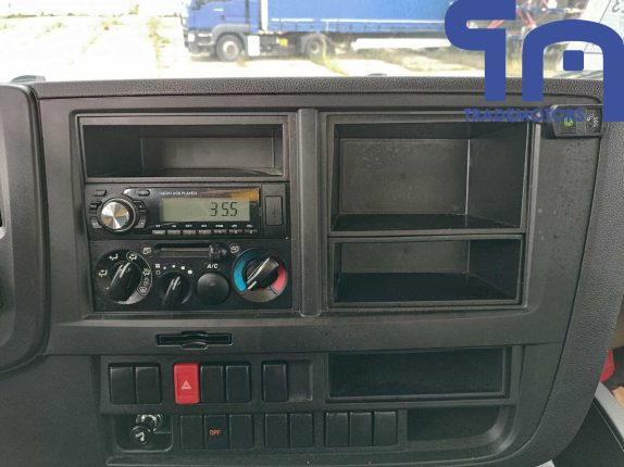 001.Автомобиль-рефрижератор ISUZU GIGA (103752)
