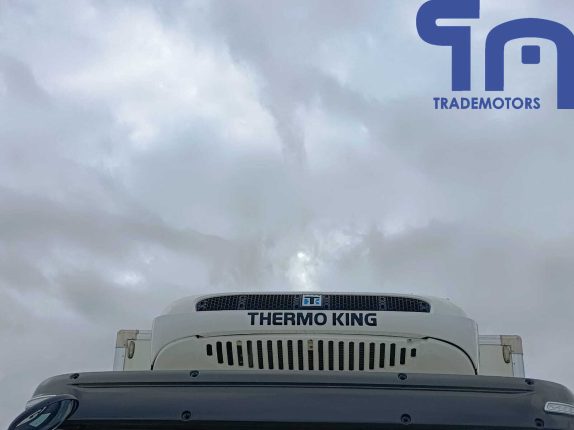 001.Автомобиль-рефрижератор ISUZU GIGA (103752)