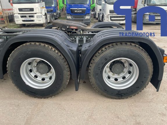 001. Седельный тягач SITRAK C7H (10052)