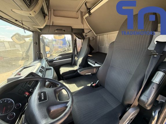 069. Седельный тягач MAN TGS 18.400 4X2 BLS (10626)
