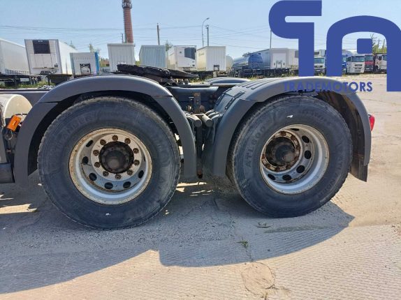 010. Седельный тягач SCANIA P440A6X4NZ (10037)