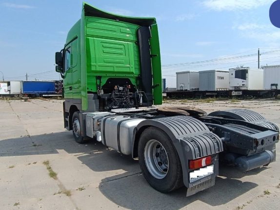 Седельный тягач MERCEDES-BENZ ACTROS 1844 LS (10525)