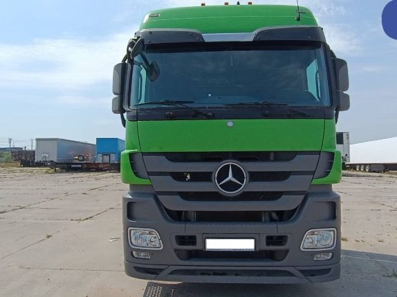 Седельный тягач MERCEDES-BENZ ACTROS 1844 LS (10525)