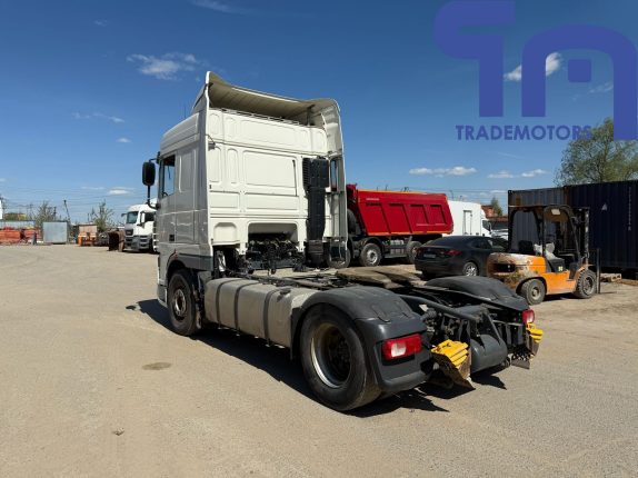 074.Седельный тягач DAF FT XF105.460 (10246)