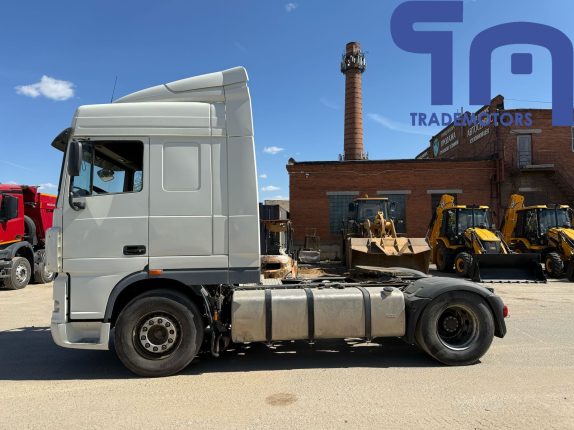074.Седельный тягач DAF FT XF105.460 (10246)