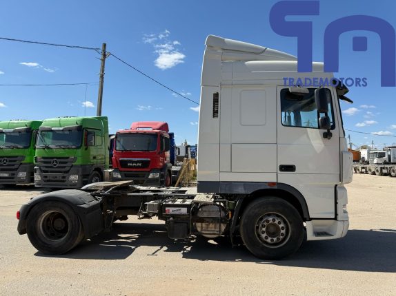 074.Седельный тягач DAF FT XF105.460 (10246)