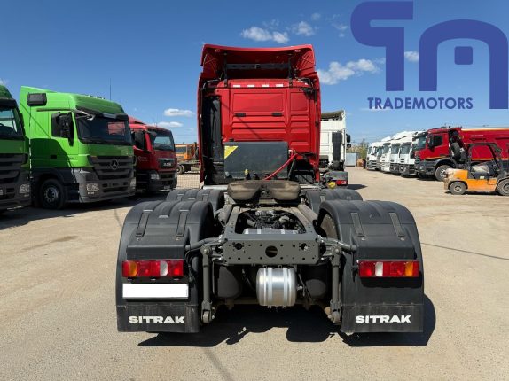 001. Седельный тягач SITRAK C7H (10527)