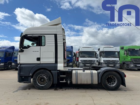 050.Седельный тягач MAN TGX 18.460 (10085)