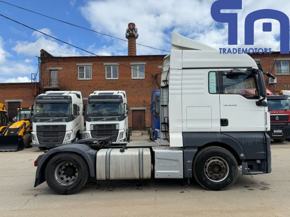 050.Седельный тягач MAN TGX 18.460 (10085)
