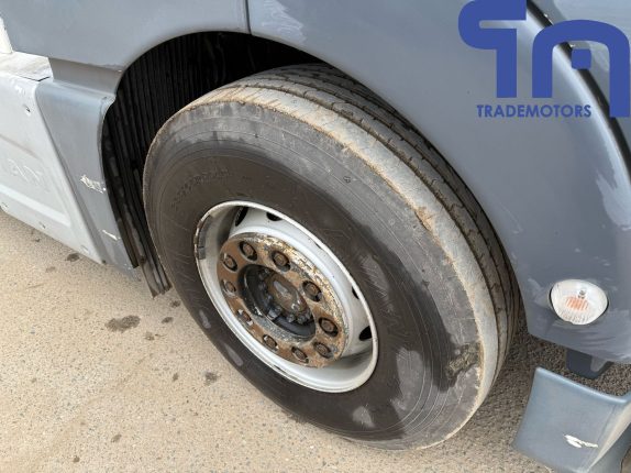 050.Седельный тягач MAN TGX 18.460 (10085)