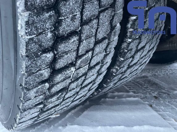 009. Фургон рефрижератор MAN TGS 28.400 6X2-2 BL-WW (10780)