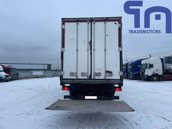009. Фургон рефрижератор MAN TGS 28.400 6X2-2 BL-WW (10780)