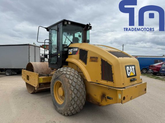 006. Каток грунтовый CATERPILLAR CS56В (700234)