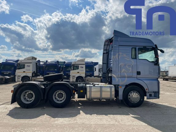 000. Седельный тягач SITRAK ZZ4256V364HE (10545)