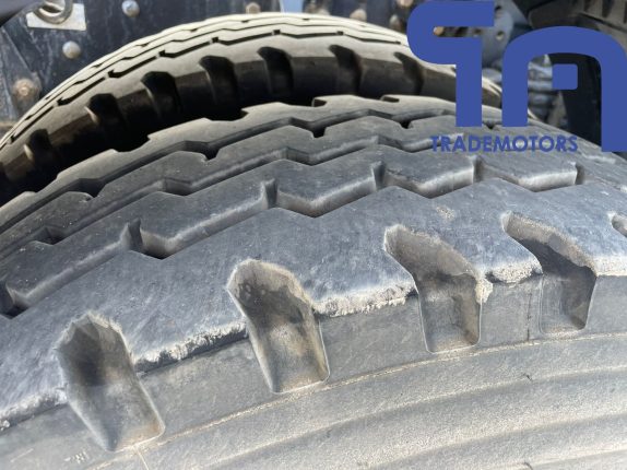 000. Седельный тягач SHACMAN SX42584V324 (10987)